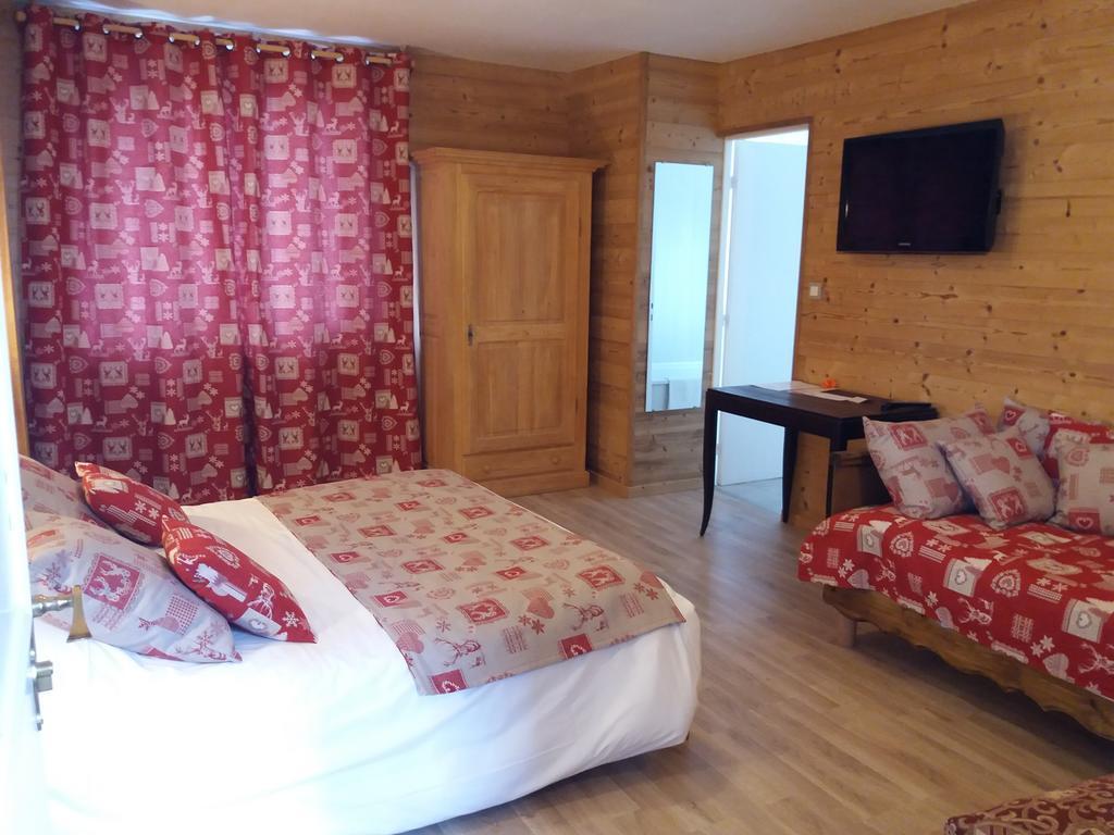 Hotel De La Paix Жерарме Номер фото