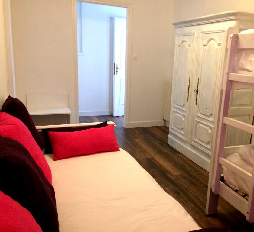 Hotel De La Paix Жерарме Номер фото